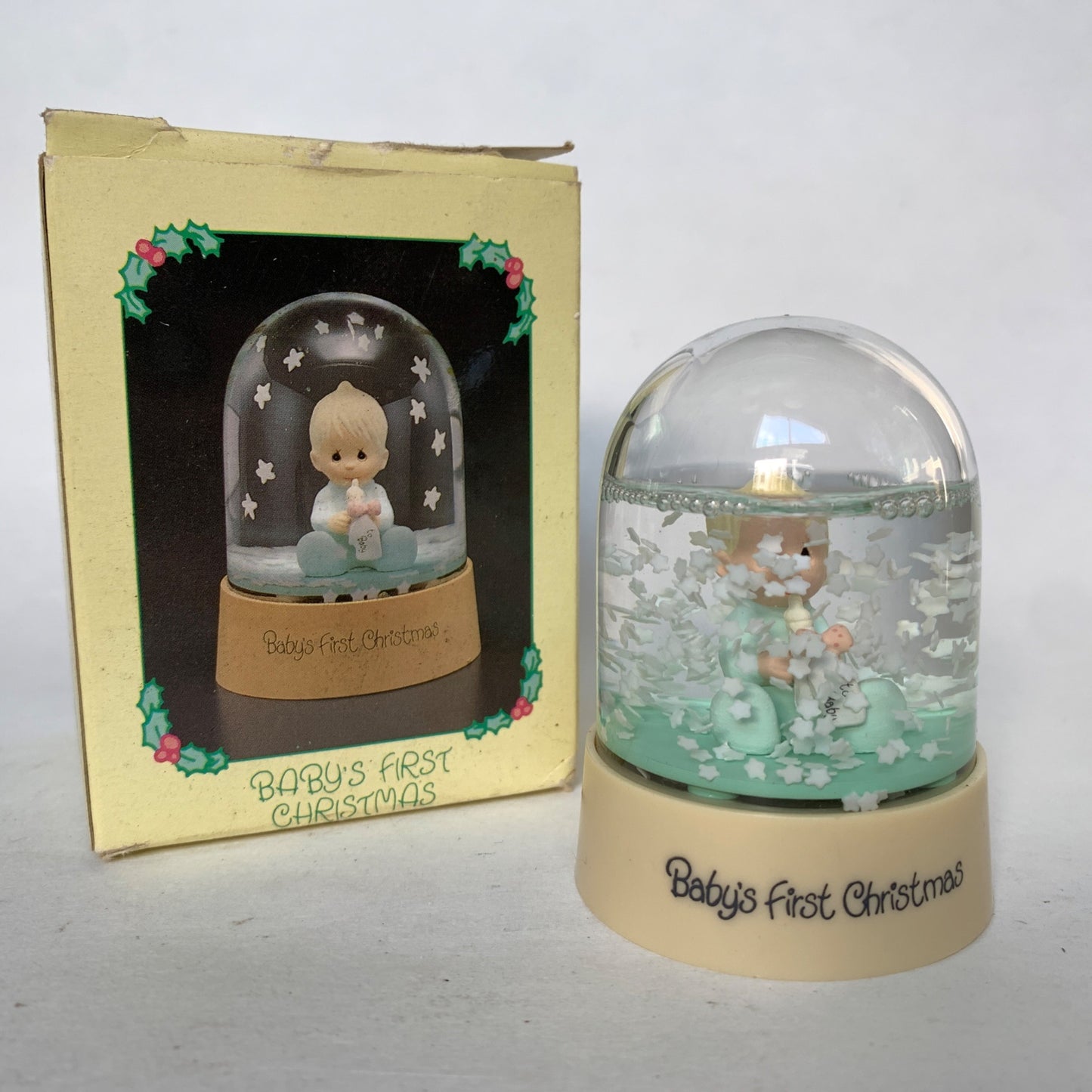Precious Moments Baby's First Christmas Mini Water Dome Globe 555126