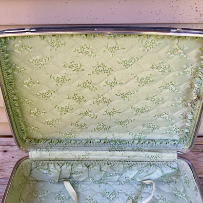 Set 2 Vintage American Tourist Tiara Suitcases Green Hard Shell Luggage NO KEY