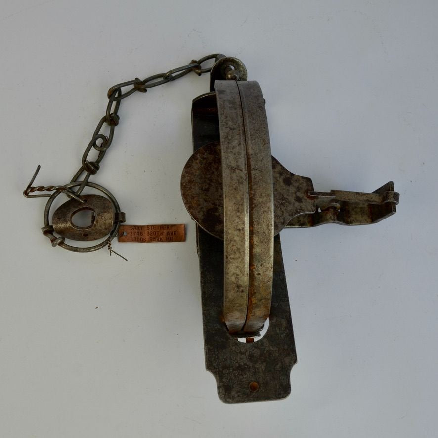 Vintage Victor #4 Jump Trap Underspring Oneida No. 4 Beaver Otter