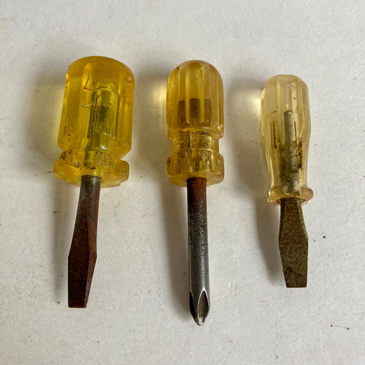 Lot 3 Vintage Stubby Screwdrivers Slotted & Philips