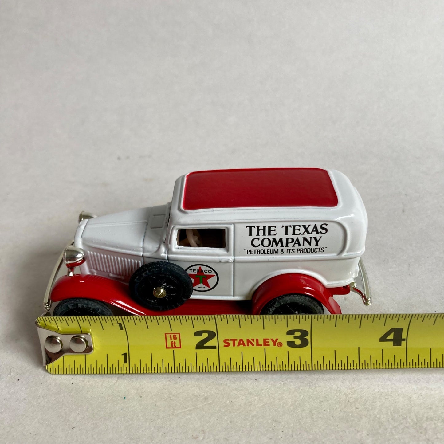 Vintage Ertl 1932 Ford Panel Delivery Van Die-Cast Truck Texaco w/ TIN!