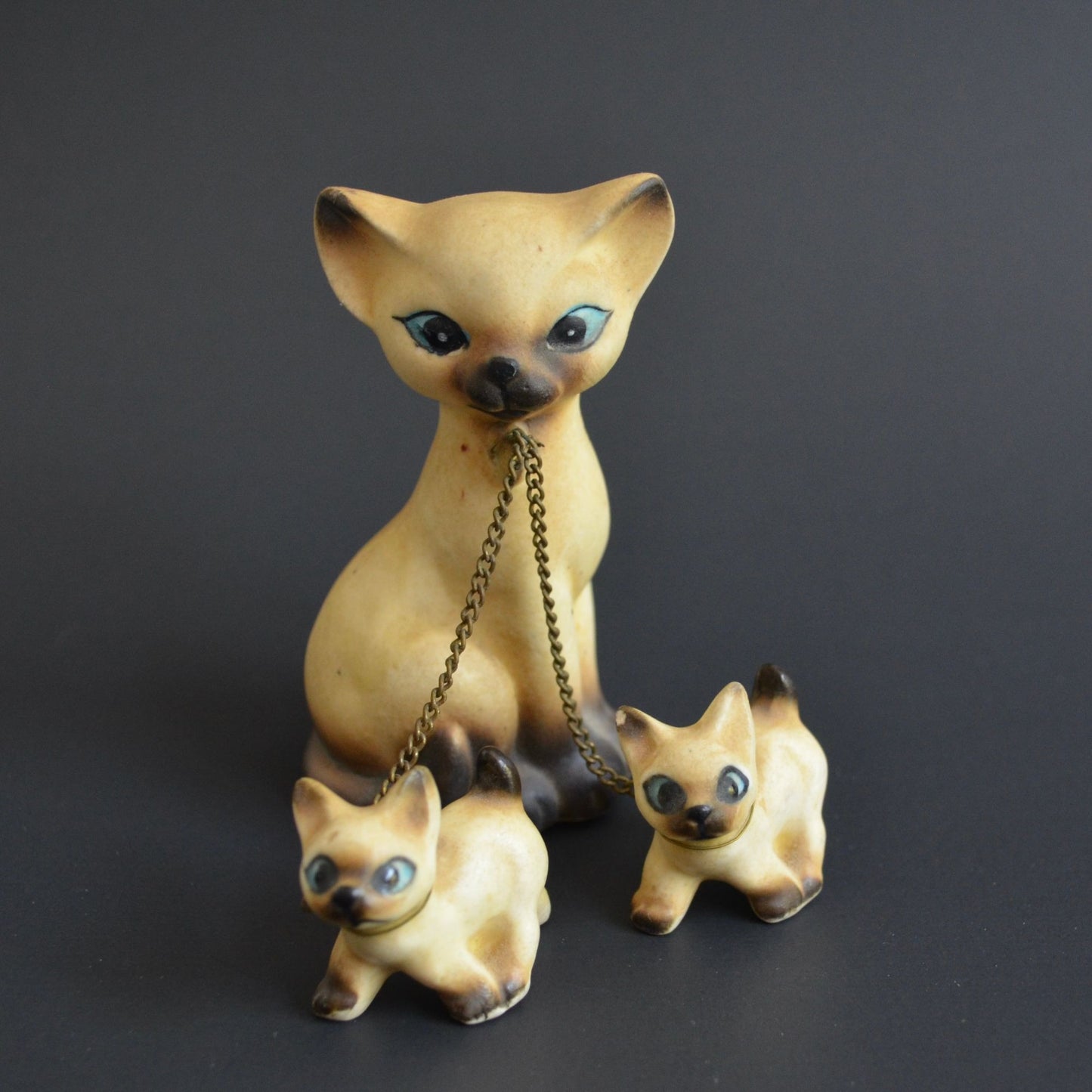Victoria Ceramics Japan Siamese Cat Kittens Chained Vintage Figurine