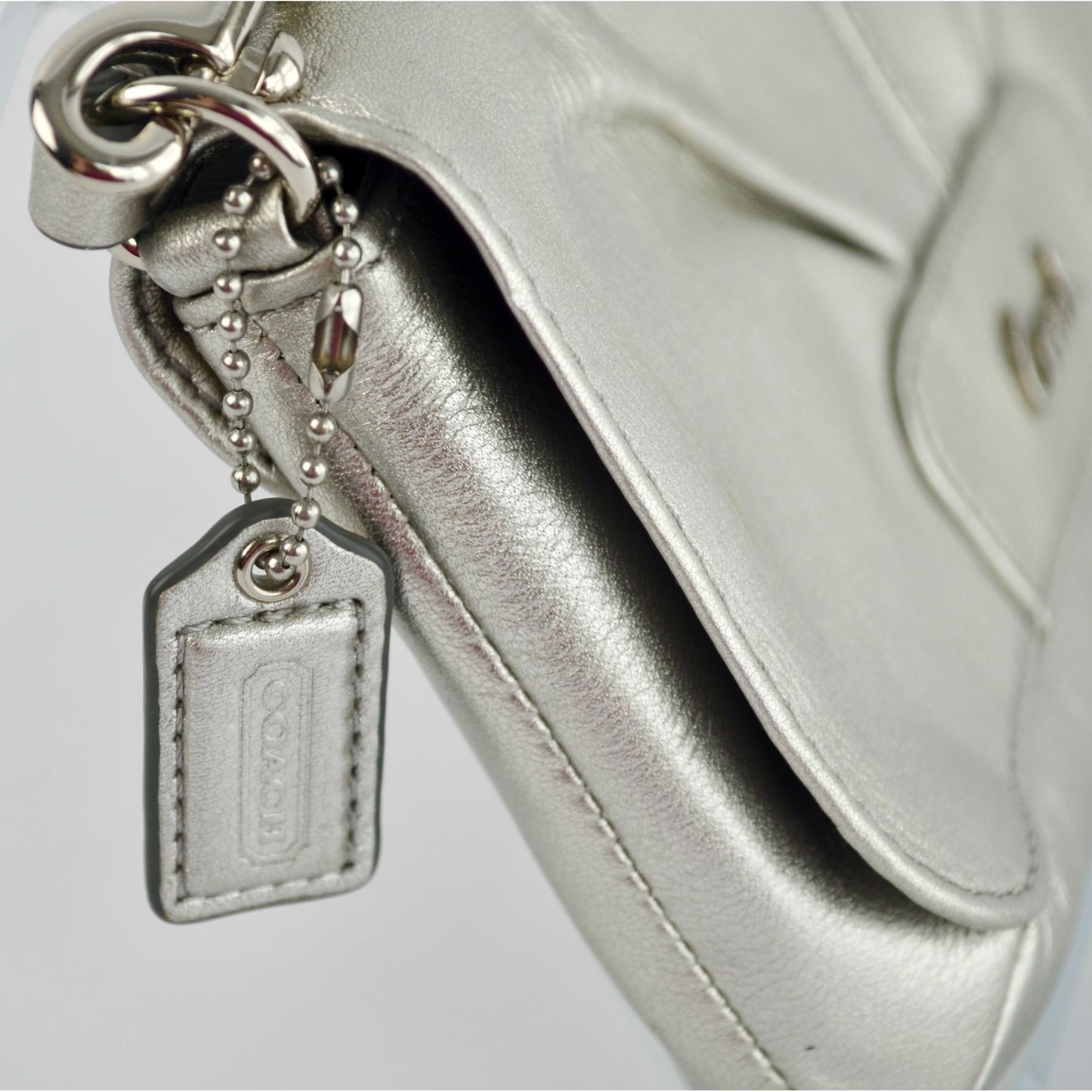 Coach Ashley Metallic Silver Leather Wristlet WITH HANGTAG