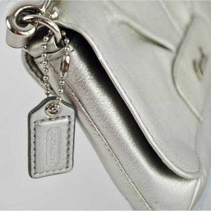 Coach Ashley Metallic Silver Leather Wristlet WITH HANGTAG