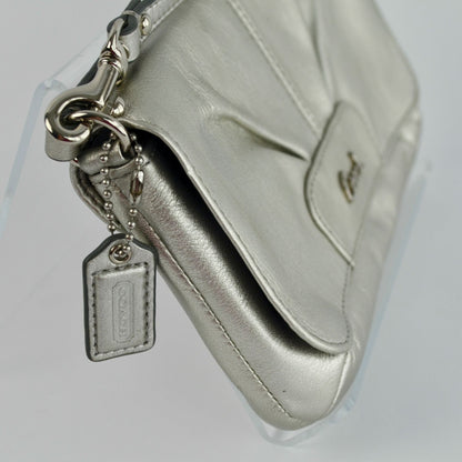 Coach Ashley Metallic Silver Leather Wristlet WITH HANGTAG