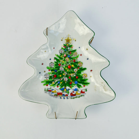 Salem Christmas Eve Tree Shaped Ceramic Plate with Hanger