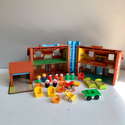 Fisher Price Little People Tudor House With People Cars Accessories