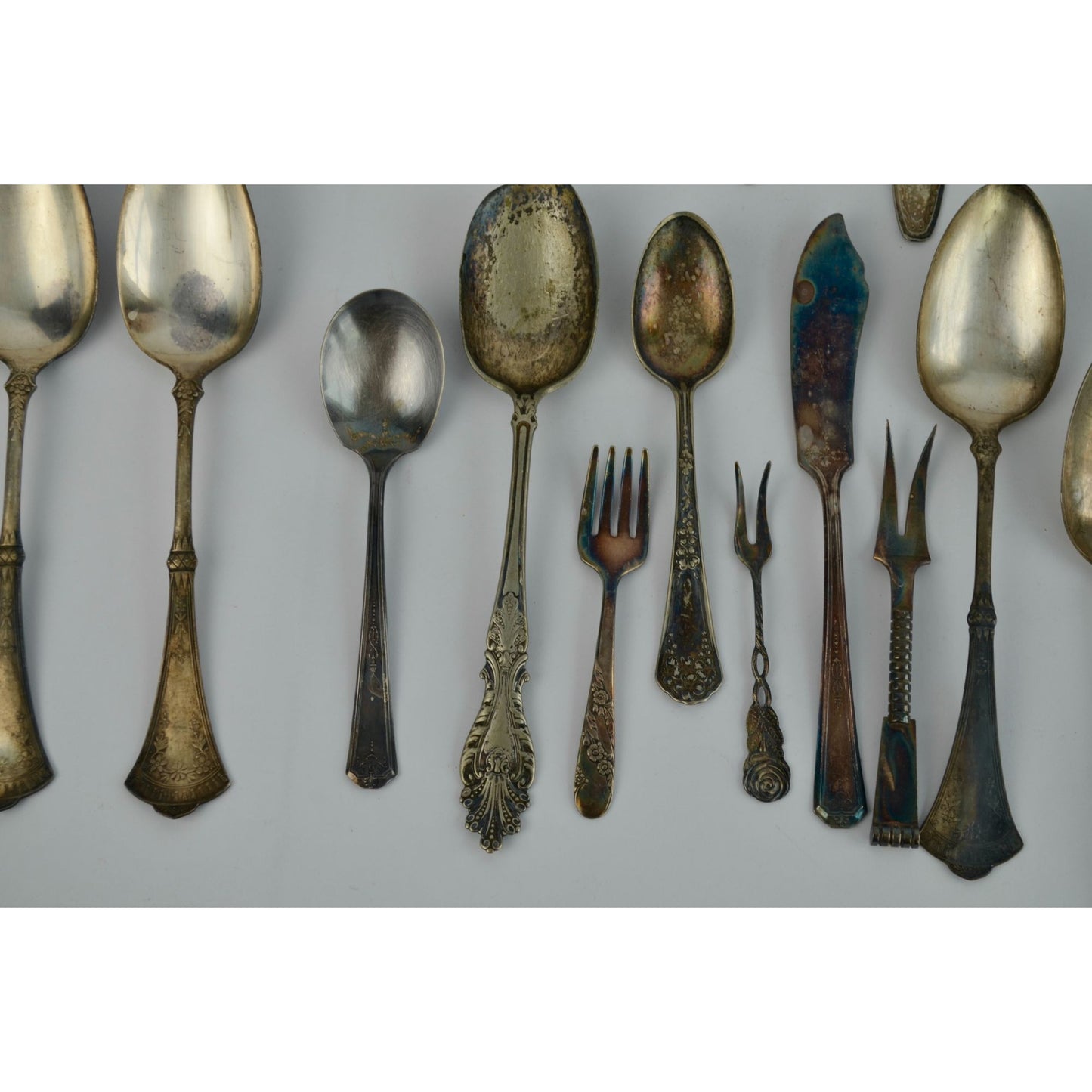Large Lot 44 Vintage Antique Silverware Flatware Mixed Brands Patterns