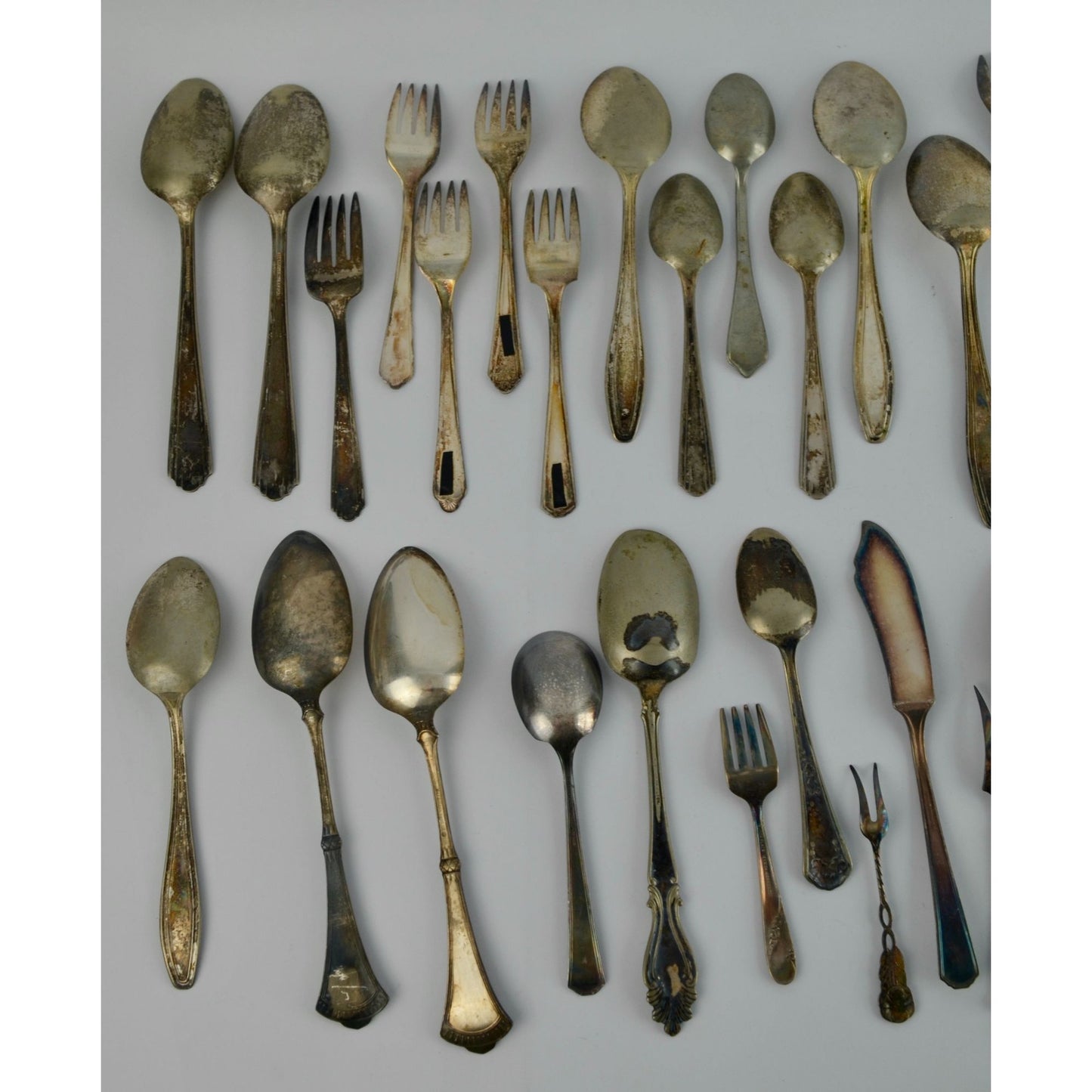 Large Lot 44 Vintage Antique Silverware Flatware Mixed Brands Patterns