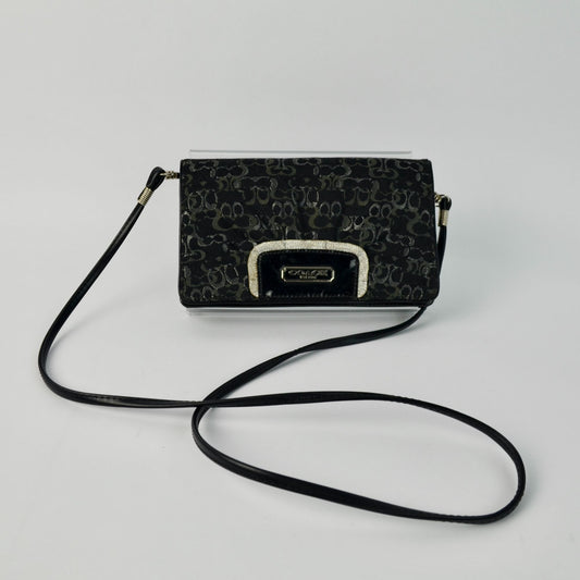 Coach Signature Clutch Wallet Black Silver Detail Crossbody Bag Removable Strap