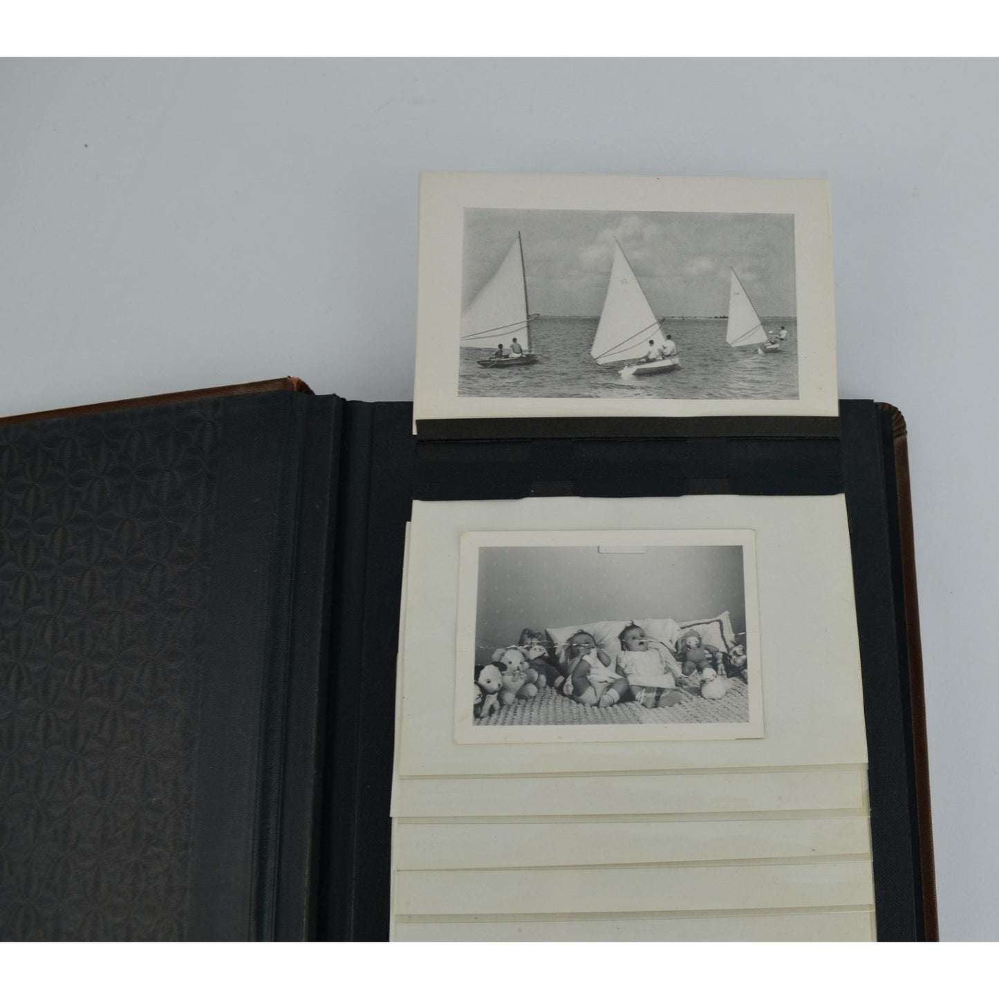 Fotofolio Vintage Photo Album With 32 Photographs Scenery Family Home Town