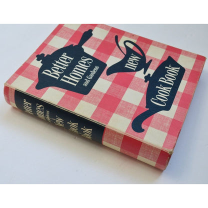 Better Homes and Gardens New Cook Book 1st Edition 7th Printing 1953