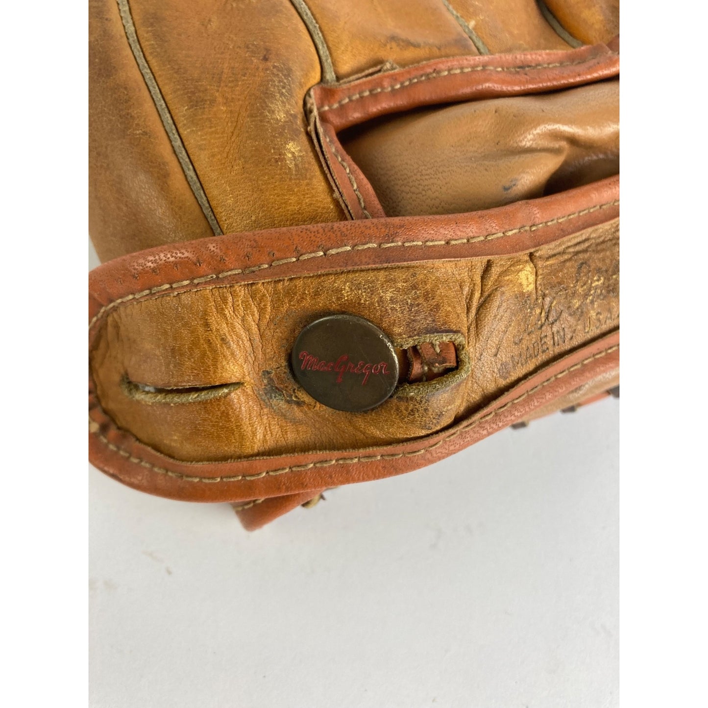 Vintage MacGregor Johnny Kucks NY Yankees DG921 Baseball Glove Mitt