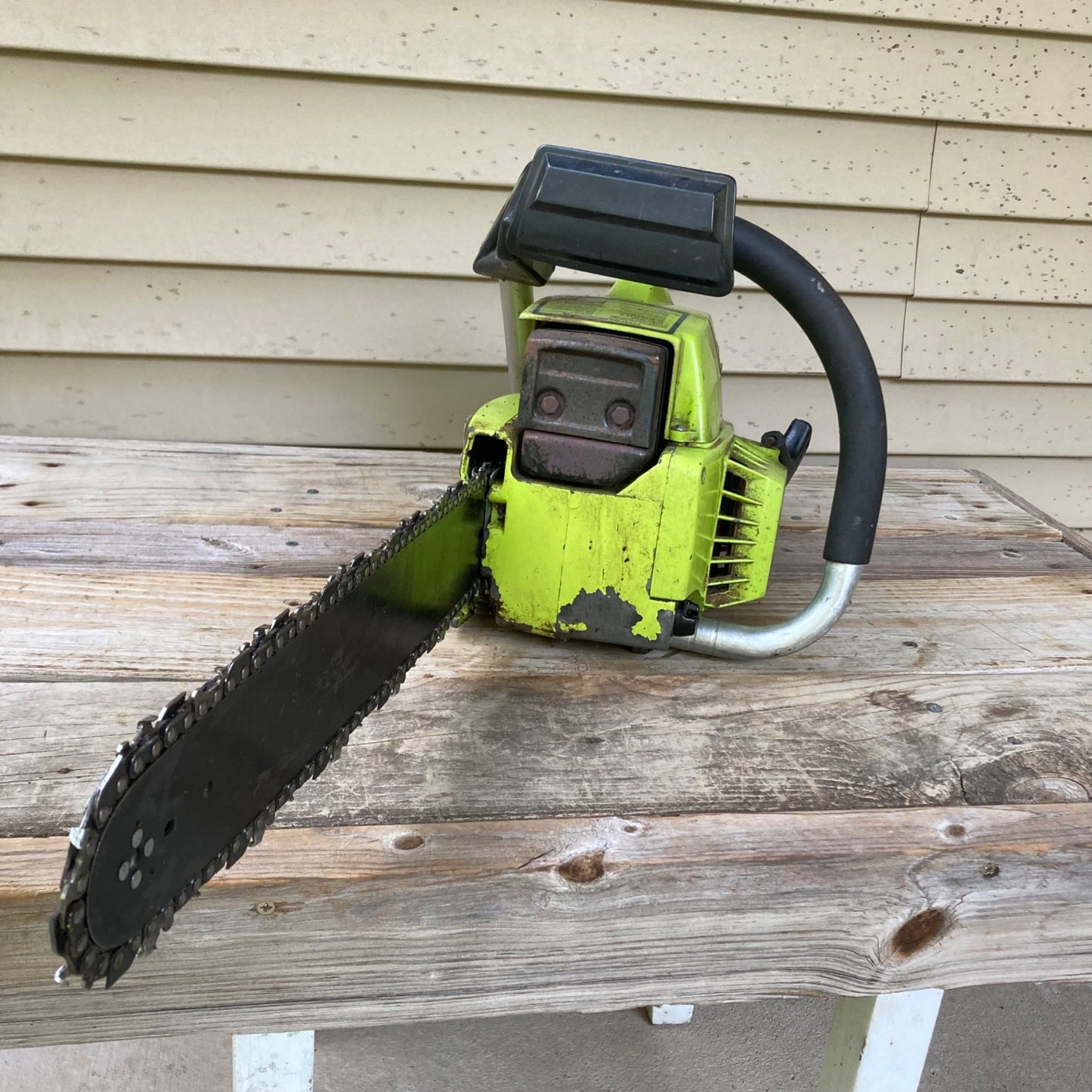 Vintage Poulan Counter Vibe 3400 Chainsaw w/ 16" Bar & Chain FOR PARTS OR REPAIR