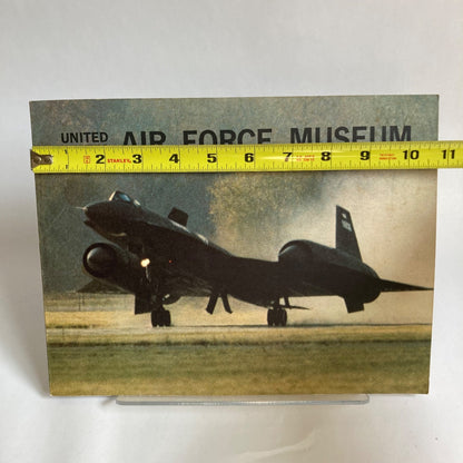 Vintage 1980 United States Air Force Museum Book Souvenir USAF Collectible