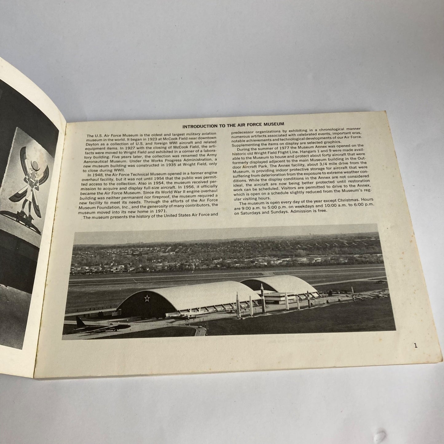 Vintage 1980 United States Air Force Museum Book Souvenir USAF Collectible