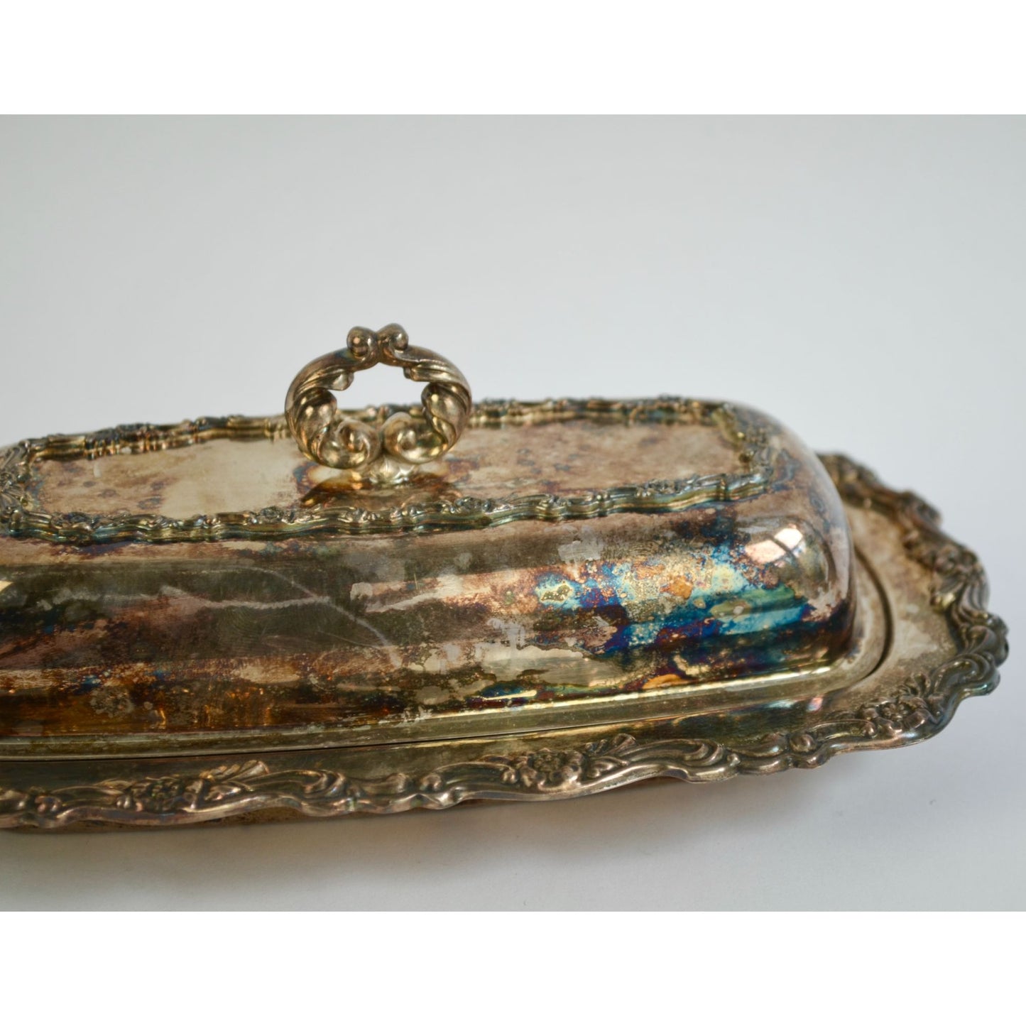 W M Rogers Royal Provincial Silverplate Lidded Butter Dish Silver Ornate
