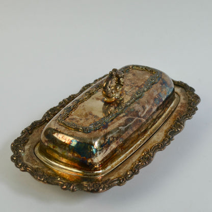 W M Rogers Royal Provincial Silverplate Lidded Butter Dish Silver Ornate