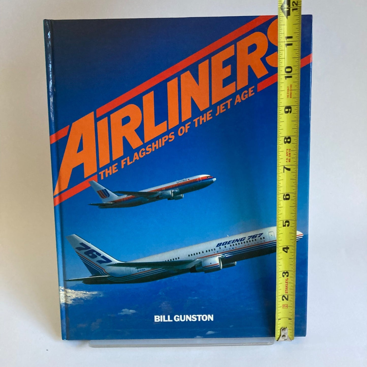 Airliners The Flagships of the Jet Age Book by Bill Gunston Vintage Aviation