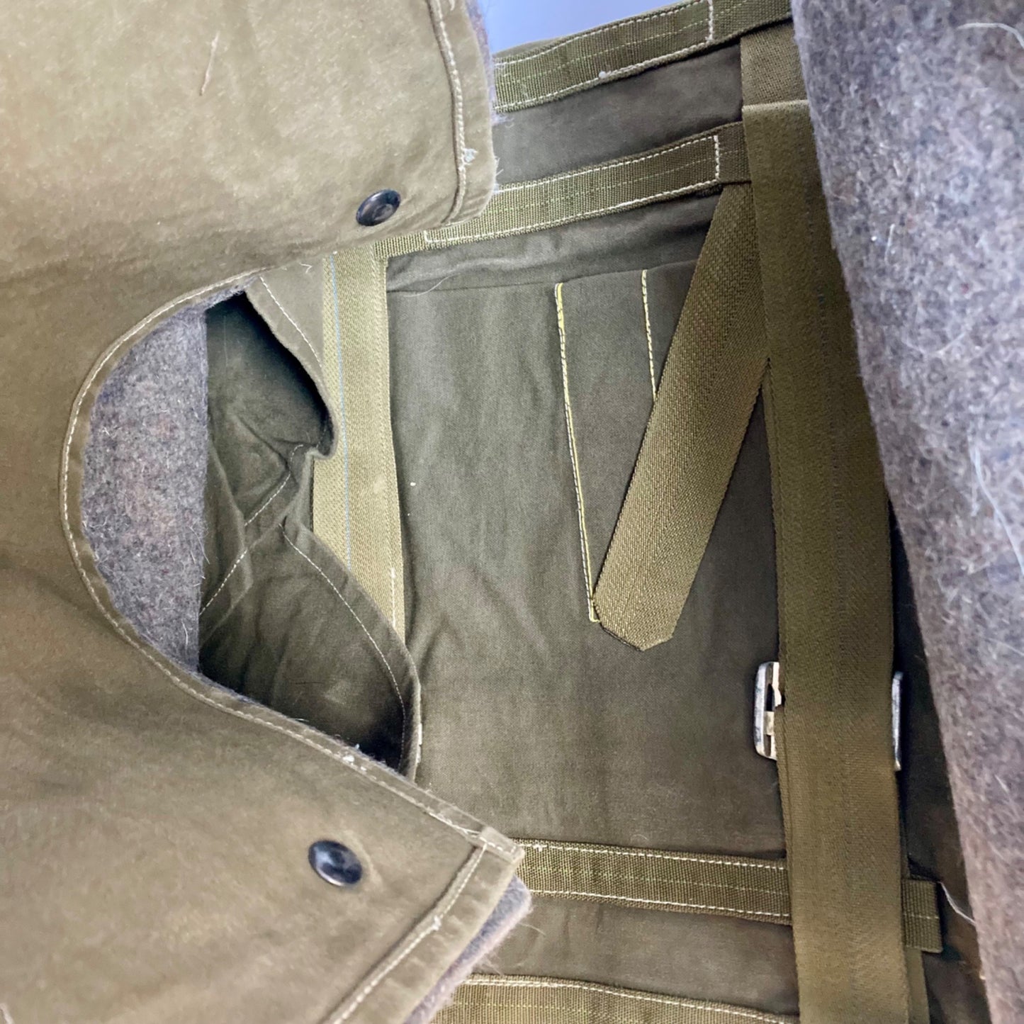 Vintage 1980's French EL32 Paratrooper Kit Bag Military Army Wool-Lined Backpack