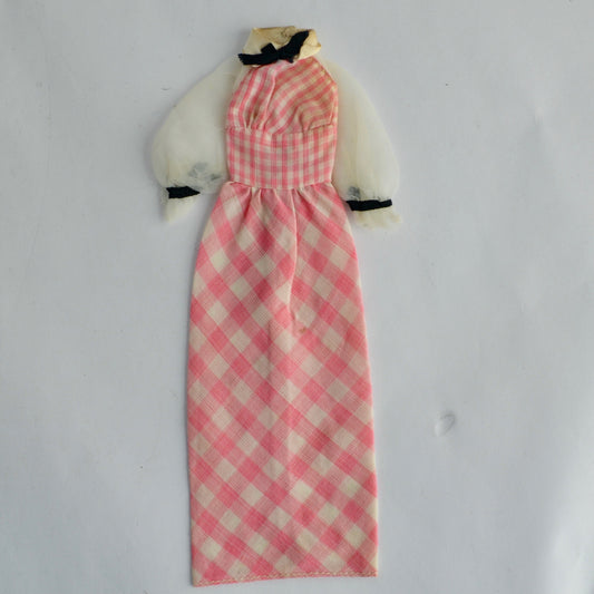 Mattel Barbie Quick Curl Pink Gingham Dress Vintage