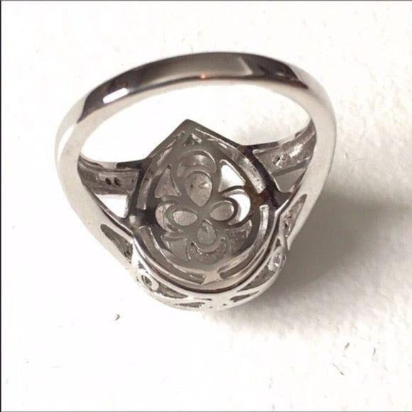 New Genuine Diamond & Crystal Teardrop Ring Silver Size 5