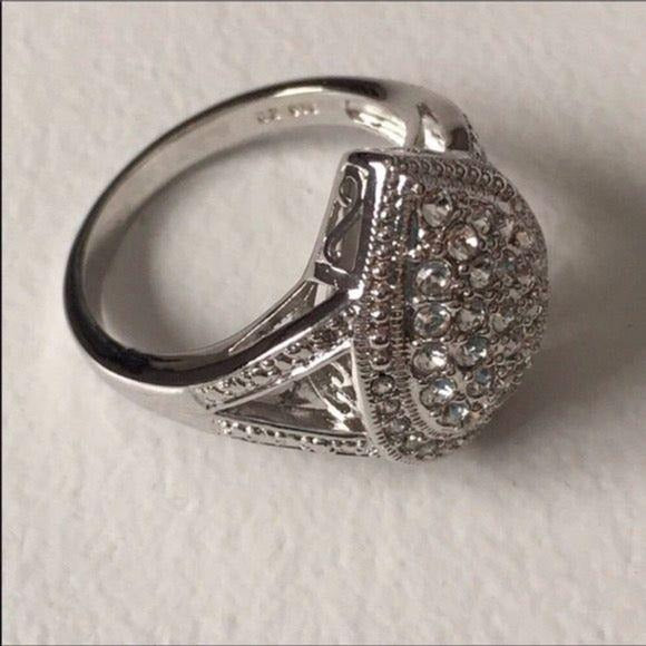 New Genuine Diamond & Crystal Teardrop Ring Silver Size 5