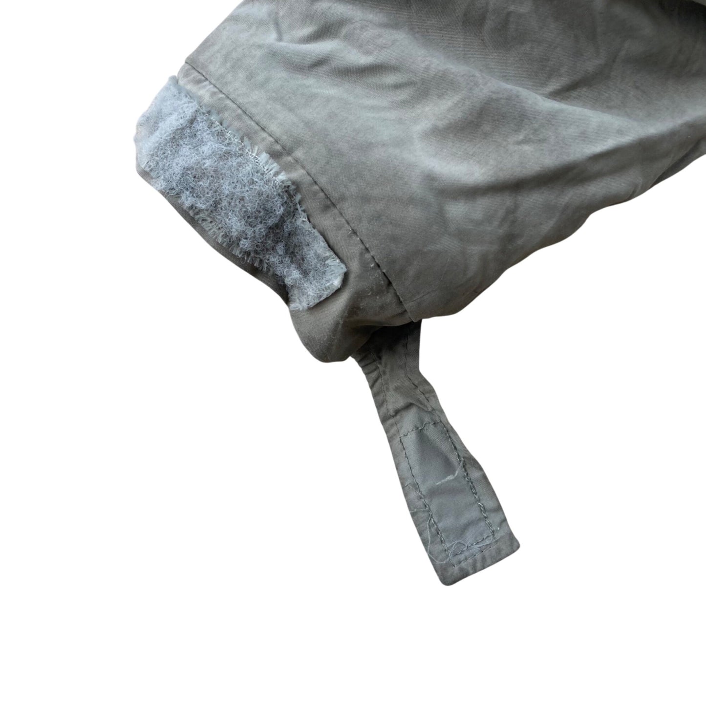 US Military Gen III Parka Extreme Cold Weather Medium-Regular Primaloft Jacket