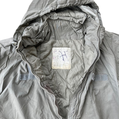 US Military Gen III Parka Extreme Cold Weather Medium-Regular Primaloft Jacket