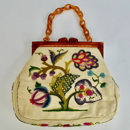 Beautiful Vintage Crewel Embroidered Lucite Bakelite Chain Handle Purse