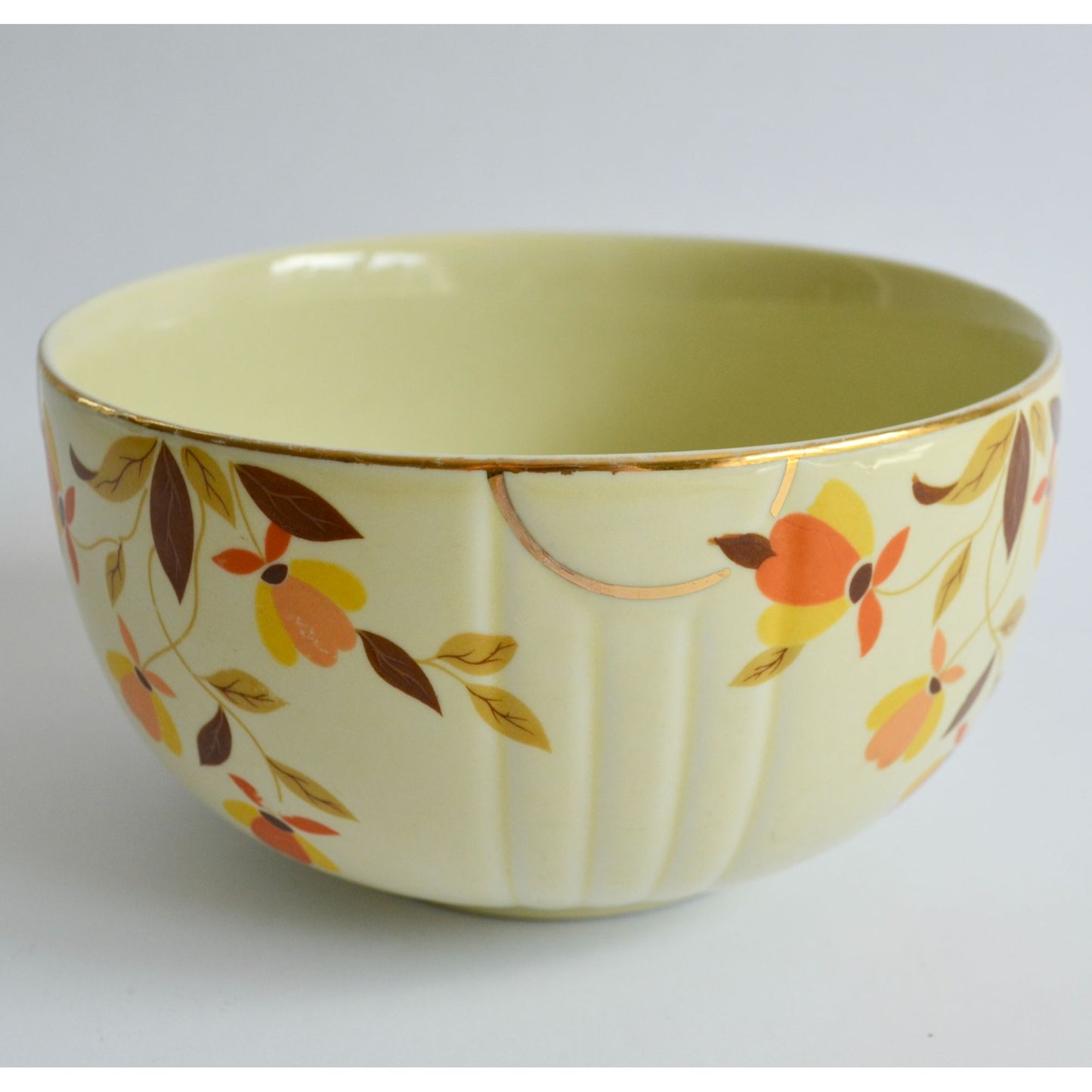 Hall's Superior Autumn Leaf Serving Bowl 7 1/4" x 4"
