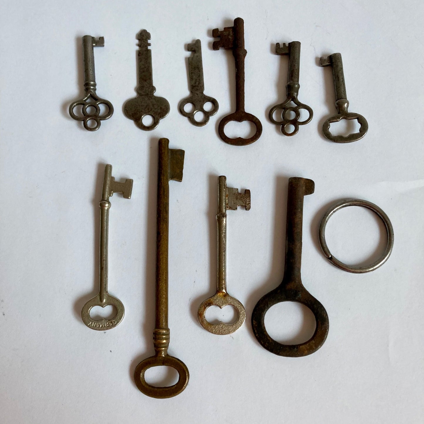 Lot 10 Antique Keys Skeleton Vintage Original