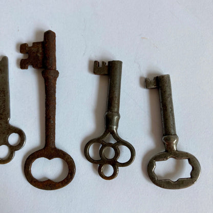 Lot 10 Antique Keys Skeleton Vintage Original