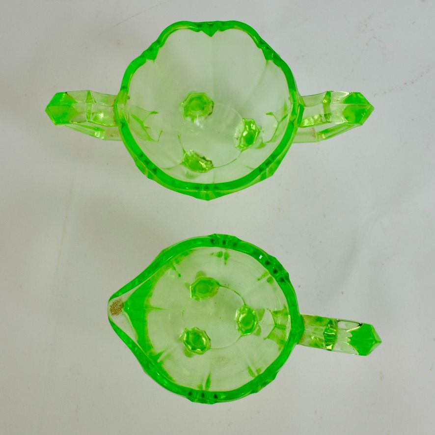 Jefferson Chippendale Uranium Vaseline Glass Creamer Sugar Set Vintage