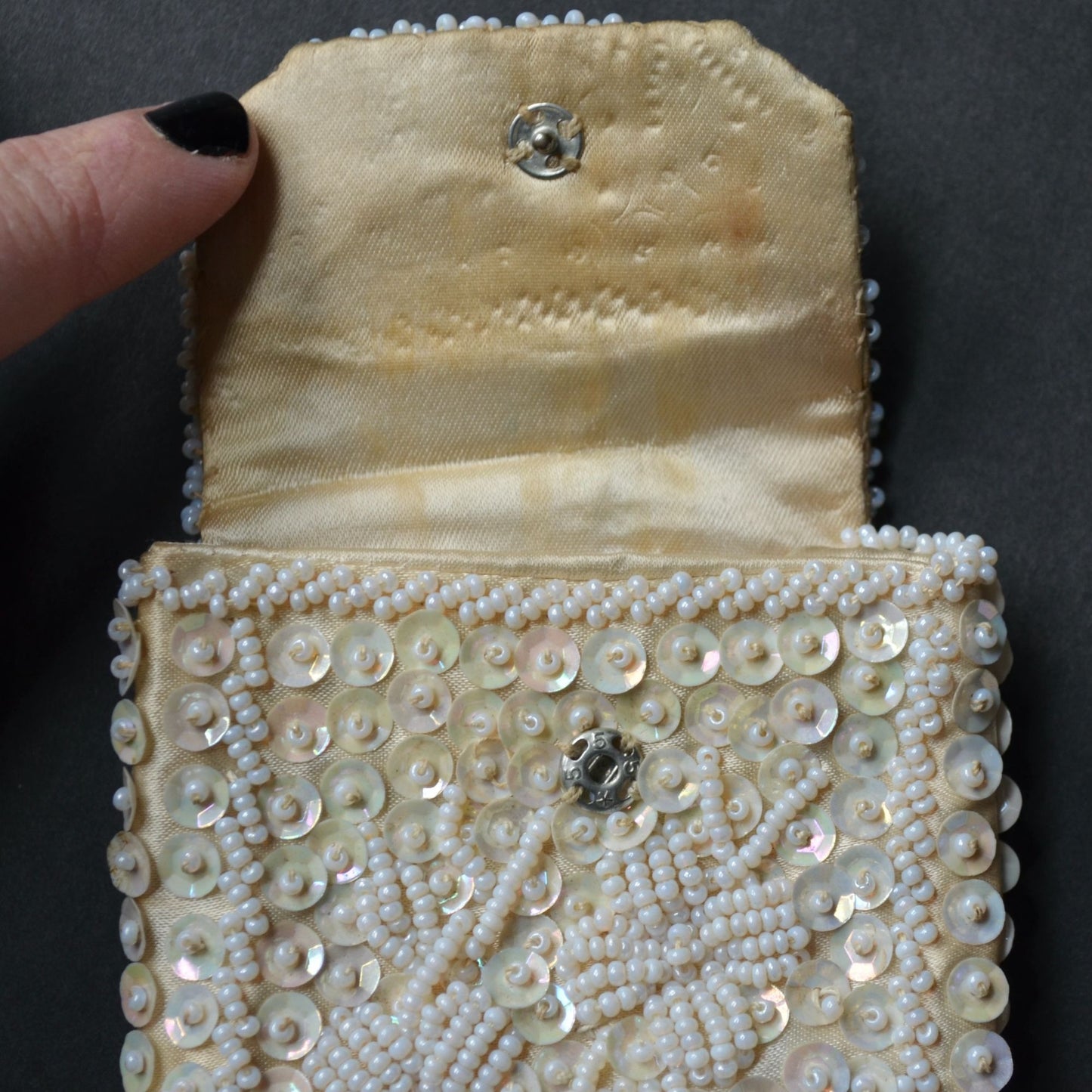 Vintage Beaded Sequin White Card Cigarette Case