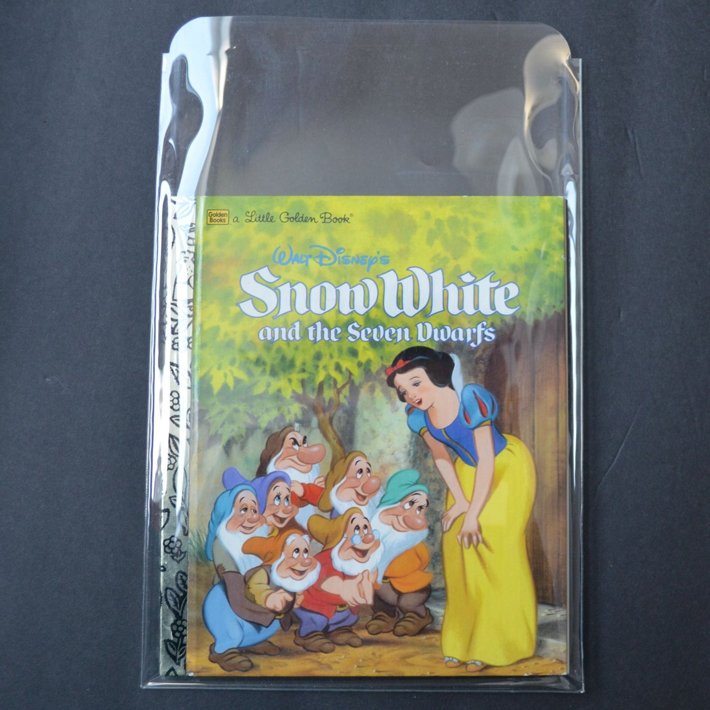A Little Golden Book Snow White 1984