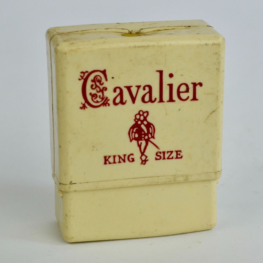 Cavalier King Size Ciagarettes EMPTY Vintage Pack
