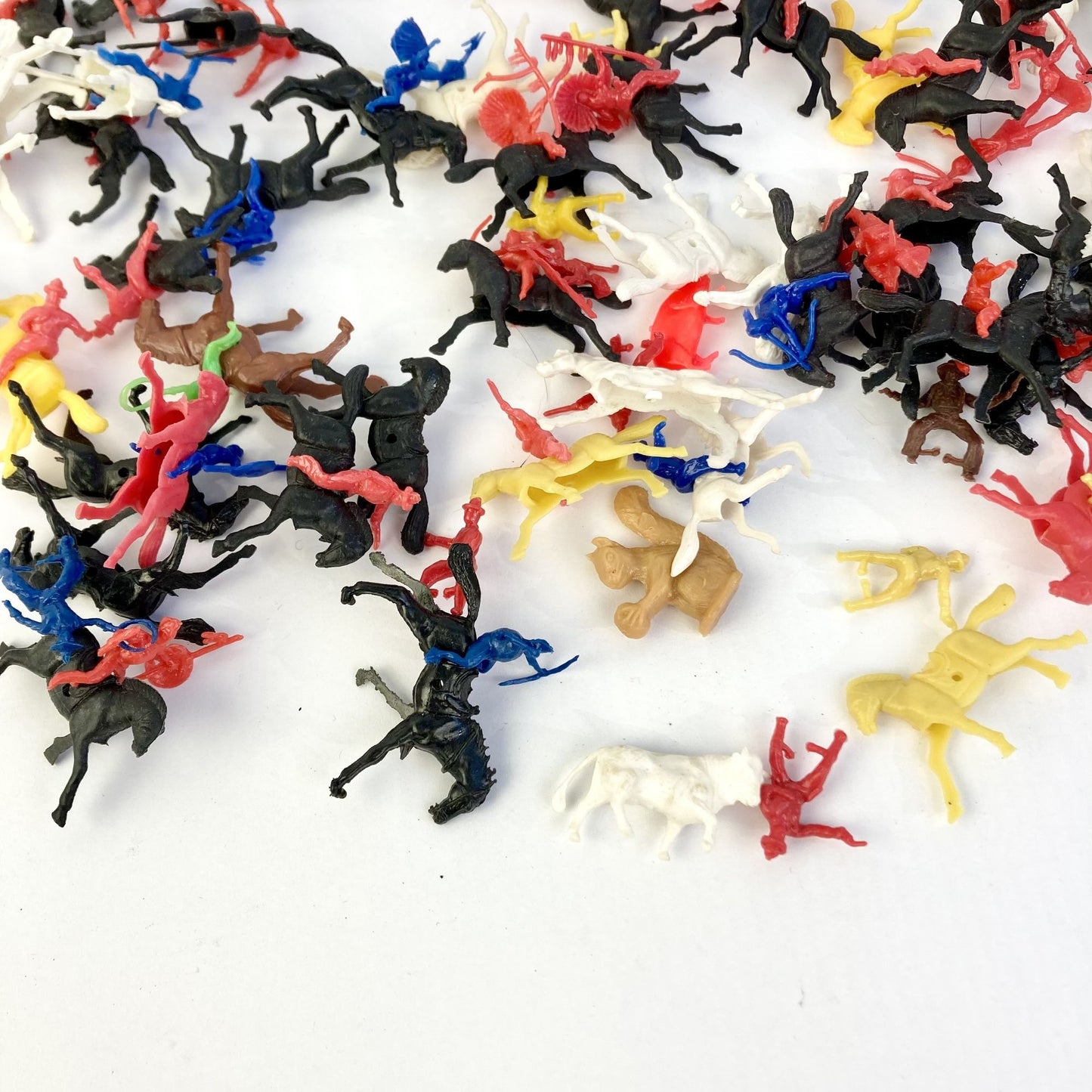 Vintage Lot Plastic Cowboys & Indians Riding Horses Hong Kong Toys