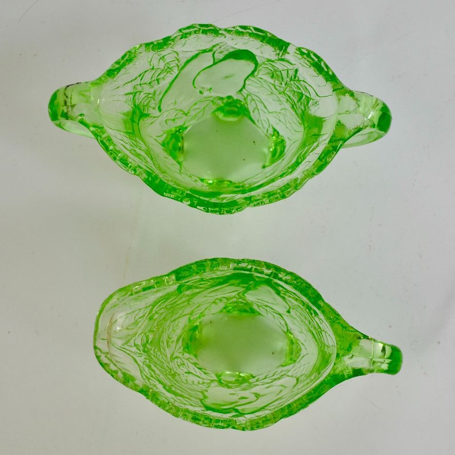 Indiana Glass Sweet Pear Uranium Vaseline Green Glass Creamer Sugar Vintage CHIP