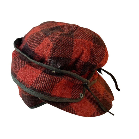 Vintage Quality De Luxe Men’s Red Plaid Winter Hat
