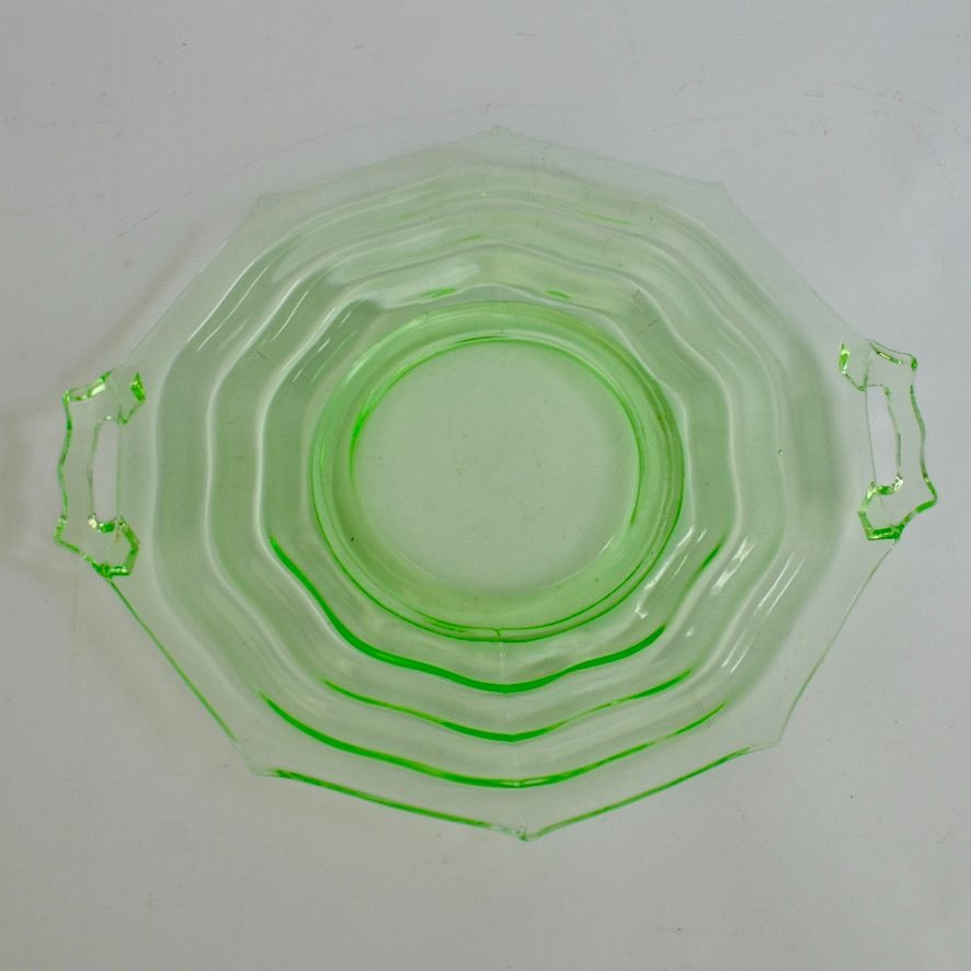 Jenkins Ocean Wave Vaseline Uranium Glass Cake Plate Handled Vintage