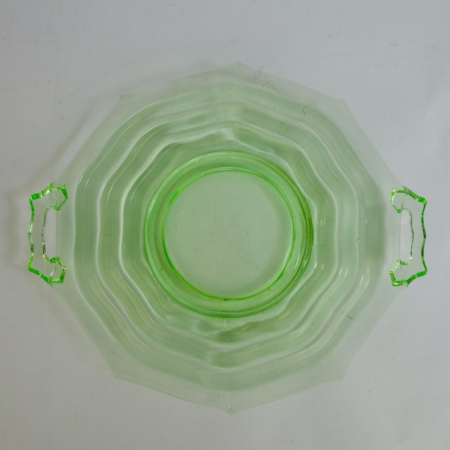 Jenkins Ocean Wave Vaseline Uranium Glass Cake Plate Handled Vintage