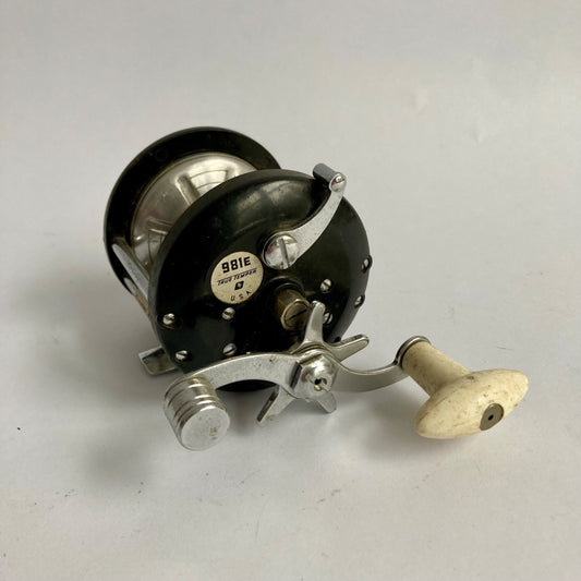 Vintage True Temper 981E Fishing Casting Reel Saltwater