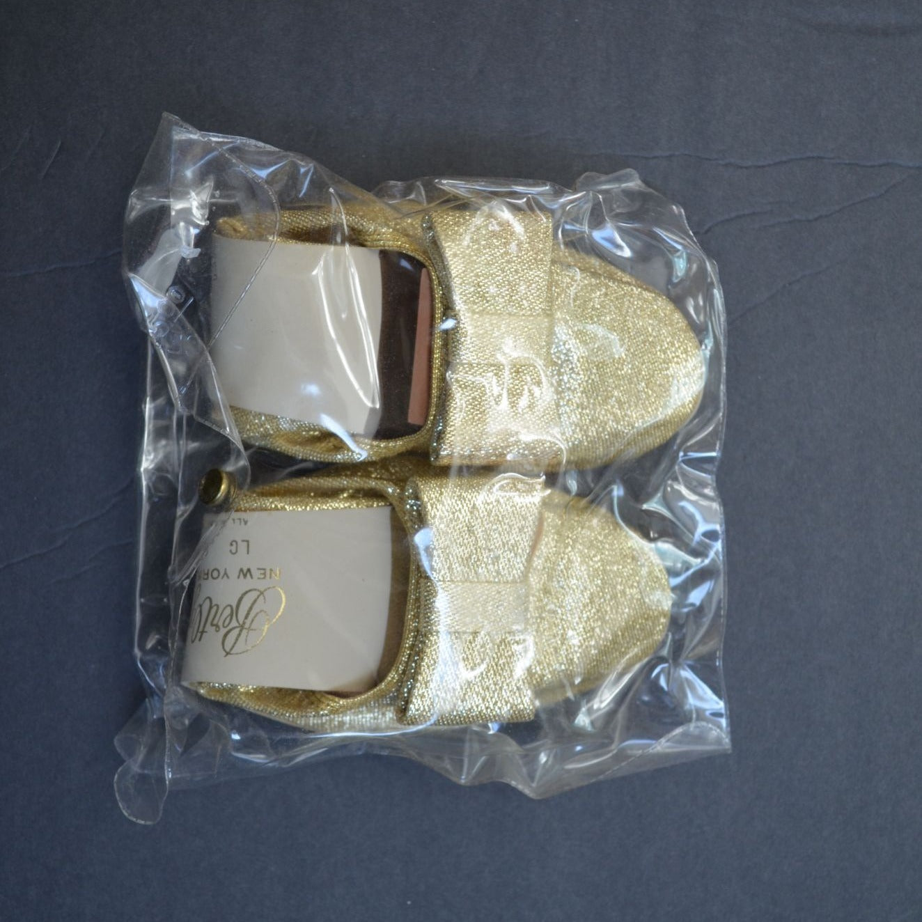 Bertlyn Gold Bow Folding Ballet Flats NEW NOS Never Worn