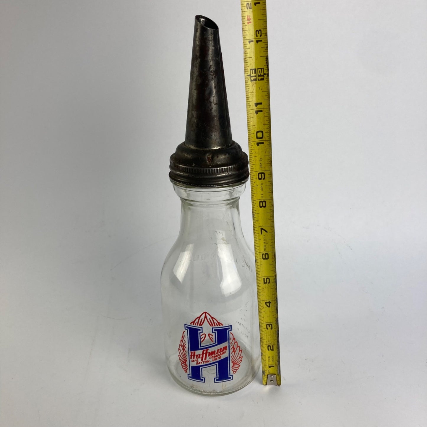 Vintage Glass Huffman Mfg Oil Bottle 1 Quart w/ Spout DAYTON, OH