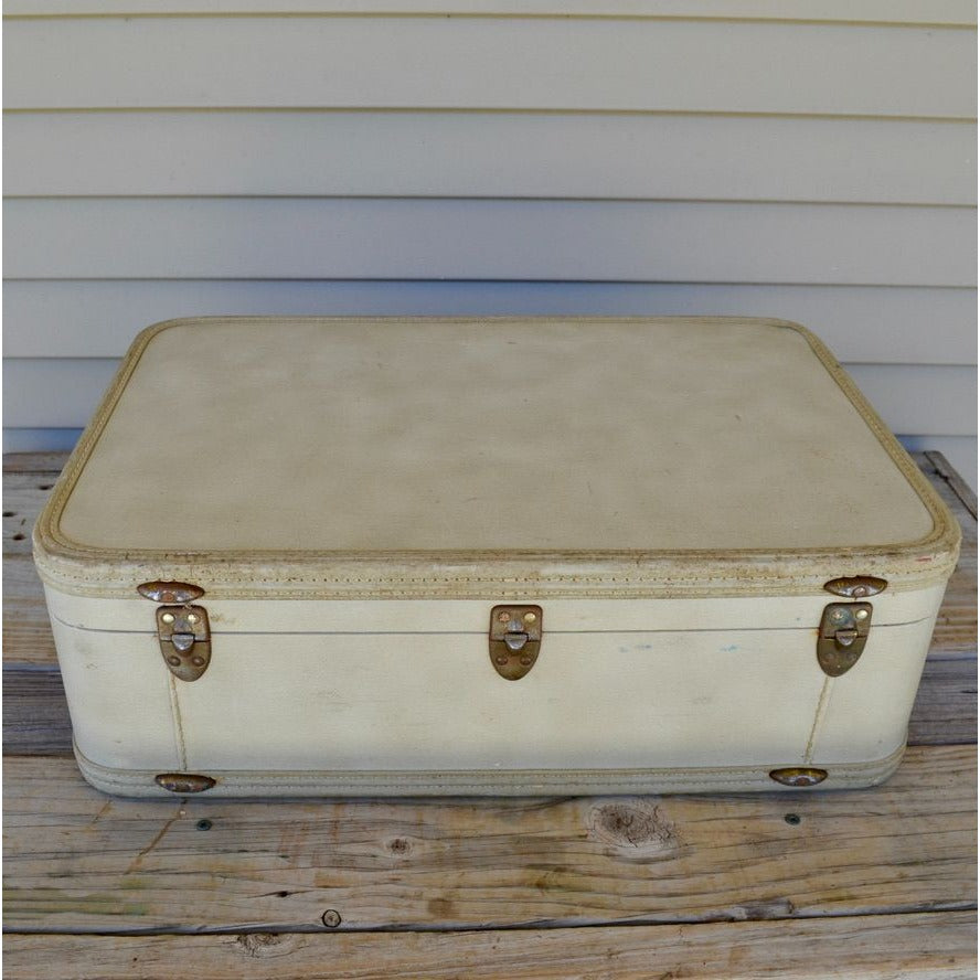Lot 2 Vintage Oshkosh Luggage Suitcases Cream w/ Red Lining 1950-60's Set