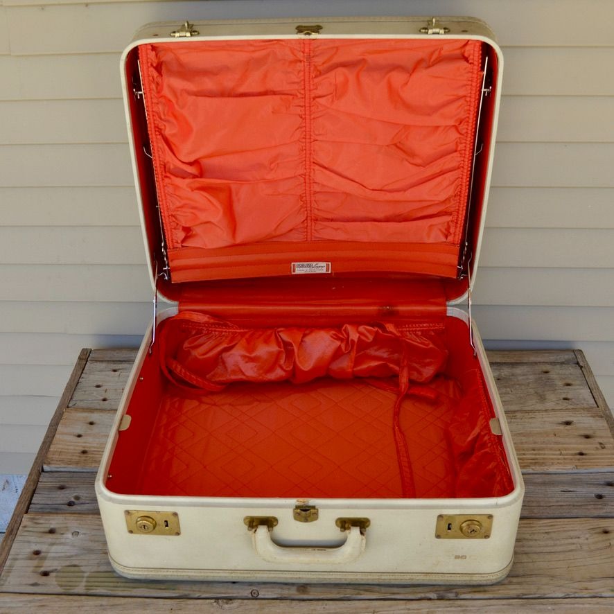 Lot 2 Vintage Oshkosh Luggage Suitcases Cream w/ Red Lining 1950-60's Set