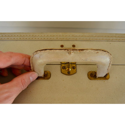Lot 2 Vintage Oshkosh Luggage Suitcases Cream w/ Red Lining 1950-60's Set
