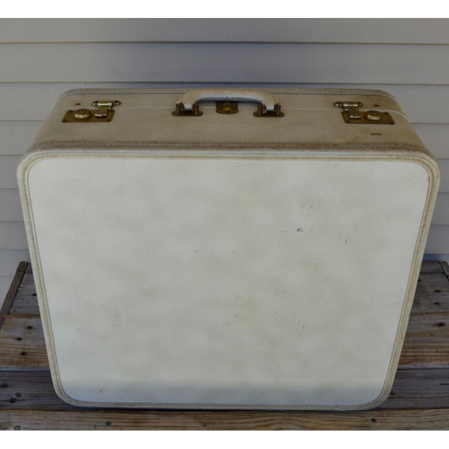 Lot 2 Vintage Oshkosh Luggage Suitcases Cream w/ Red Lining 1950-60's Set