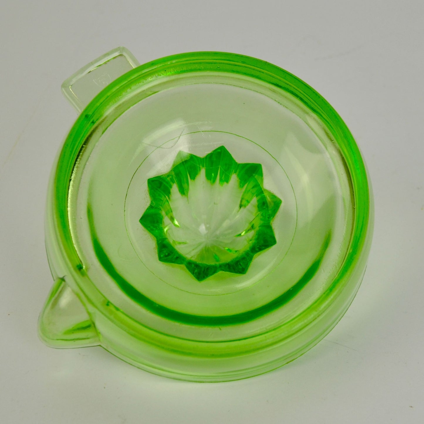 Federal Uranium Glass Citrus Reamer Juicer Vintage Glass Green Vaseline